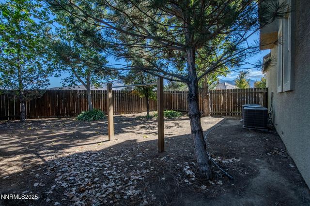 550 Stonehaven Court, Dayton, NV 89403