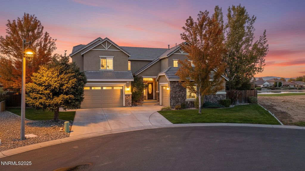 550 Stonehaven Court, Dayton, NV 89403