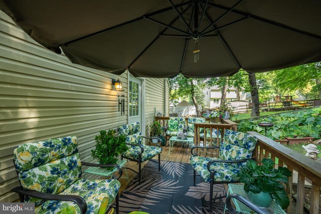 335 FOX HOLLOW DR, Feasterville Trevose, PA 19053
