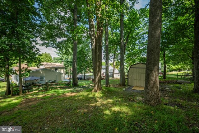 335 FOX HOLLOW DR, Feasterville Trevose, PA 19053