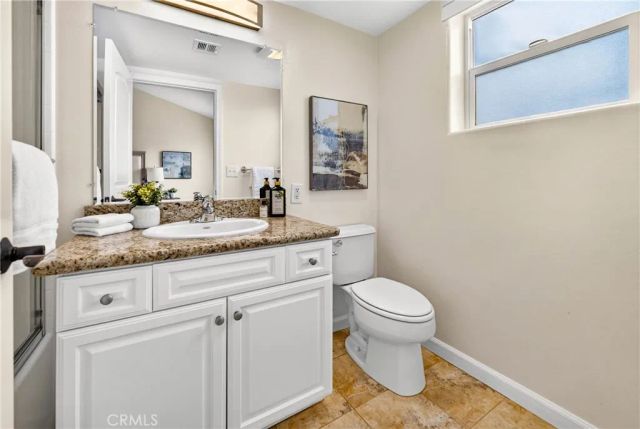 6446 Woodley Avenue 3, Lake Balboa, CA 91406