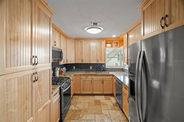 2288 EDYTHE DRIVE, Dunedin, FL 34698