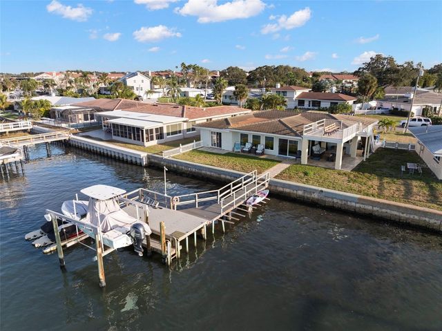 2288 EDYTHE DRIVE, Dunedin, FL 34698