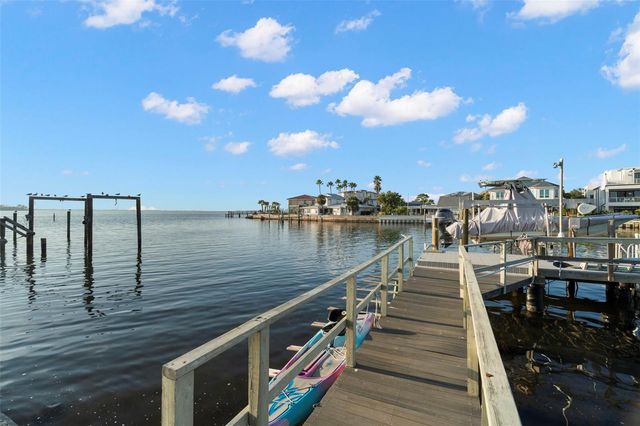 2288 EDYTHE DRIVE, Dunedin, FL 34698