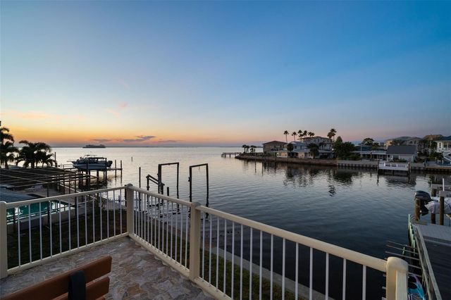 2288 EDYTHE DRIVE, Dunedin, FL 34698