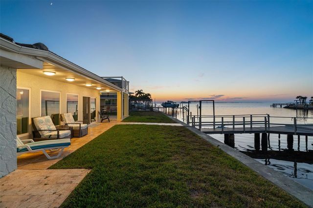 2288 EDYTHE DRIVE, Dunedin, FL 34698