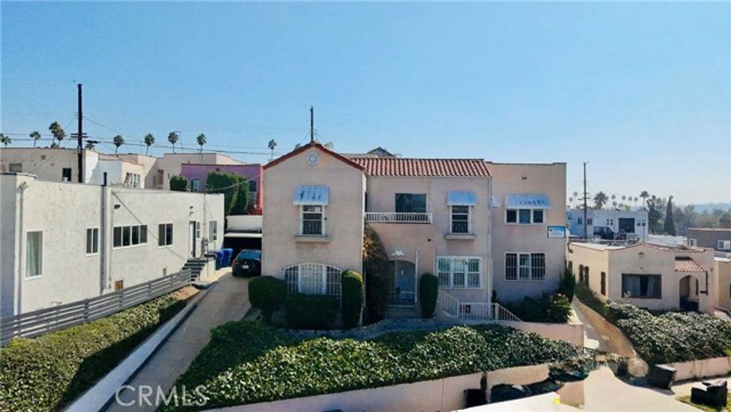 2116 S Palm Grove Ave, Los Angeles, CA 90016