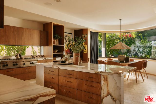 622 24th Street, Santa Monica, CA 90402