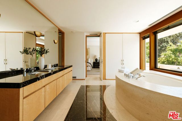 622 24th Street, Santa Monica, CA 90402