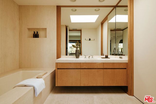 622 24th Street, Santa Monica, CA 90402