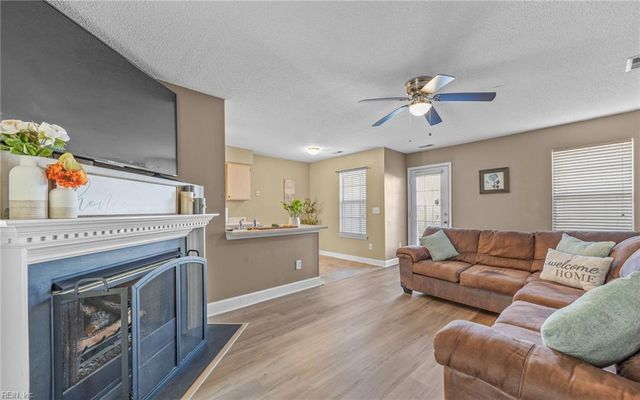 6238 Heather Glen DR, Suffolk, VA 23435