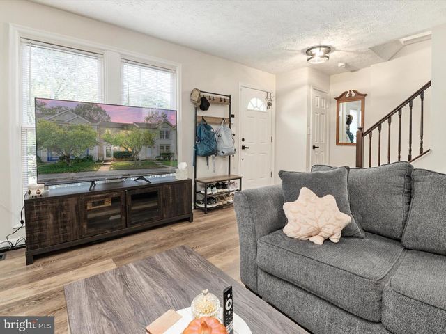 2139 COMMISSARY CIR, Odenton, MD 21113