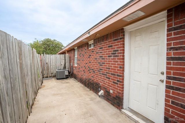 2115 Ebony Avenue, Mcallen, TX 78501