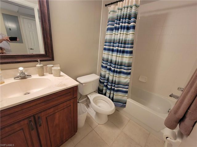 3037 Driftwood WAY 3505, Naples, FL 34109