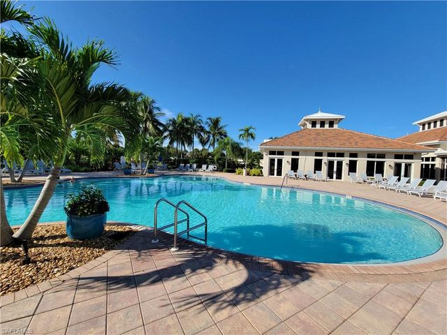 3037 Driftwood WAY 3505, Naples, FL 34109