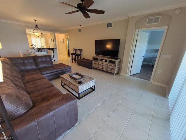 3037 Driftwood WAY 3505, Naples, FL 34109