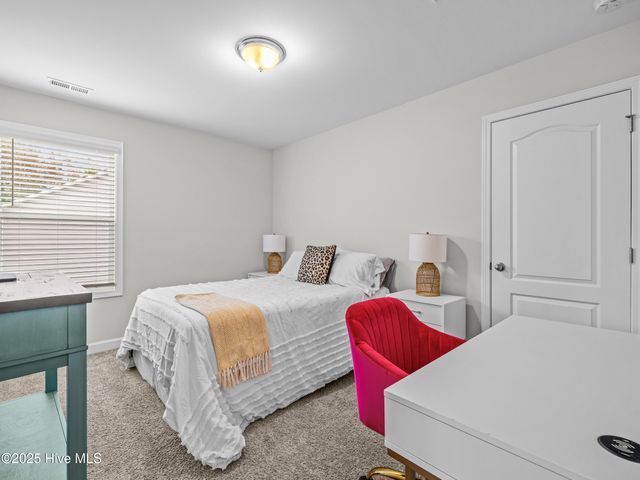 25 Petrel Trc Trace, Hampstead, NC 28443