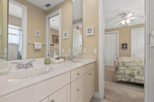 7424 Laurels Place, Port St. Lucie, Port St Lucie, FL 34986