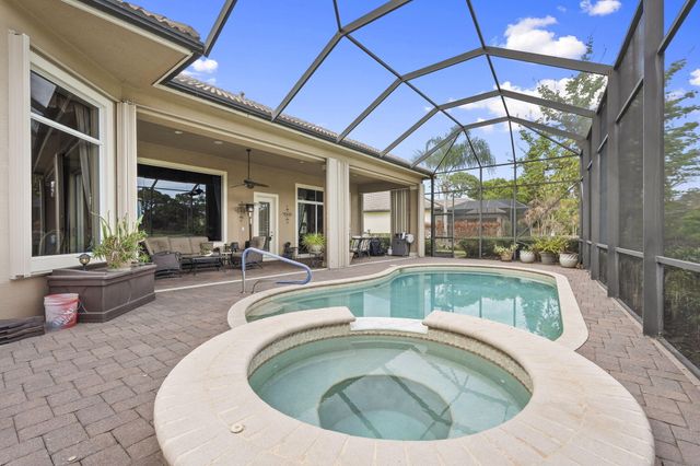 7424 Laurels Place, Port St. Lucie, Port St Lucie, FL 34986