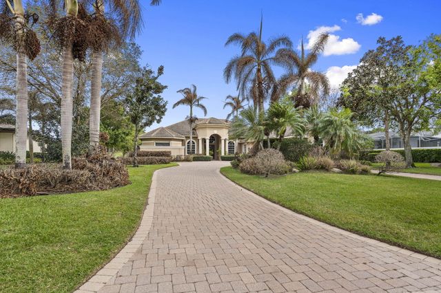 7424 Laurels Place, Port St. Lucie, Port St Lucie, FL 34986