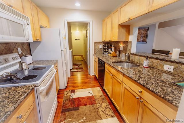 3581 Oakmonte Boulevard, Rochester, MI 48306