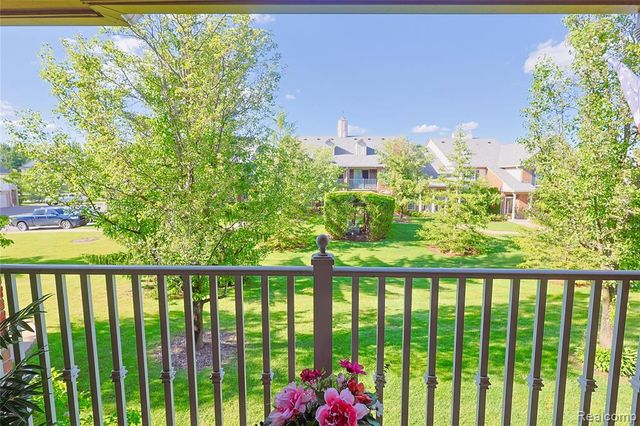 3581 Oakmonte Boulevard, Rochester, MI 48306