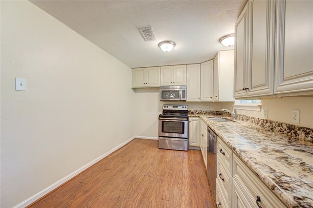 5730 Southminster Drive, Houston, TX 77035