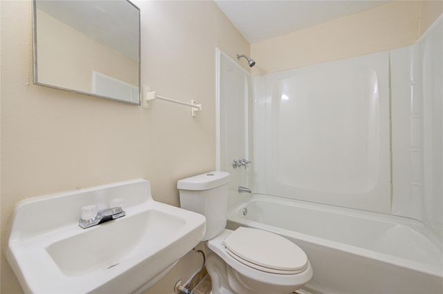 5730 Southminster Drive, Houston, TX 77035