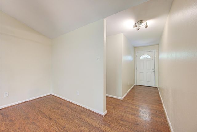 5730 Southminster Drive, Houston, TX 77035