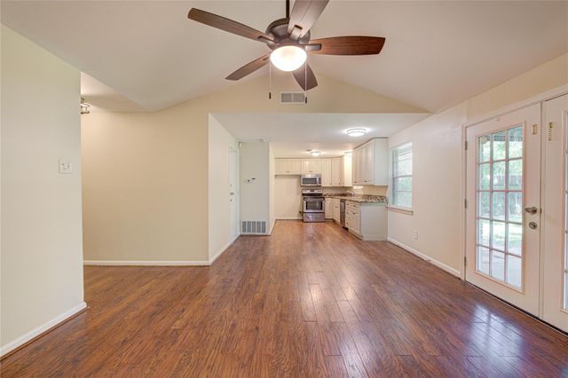 5730 Southminster Drive, Houston, TX 77035