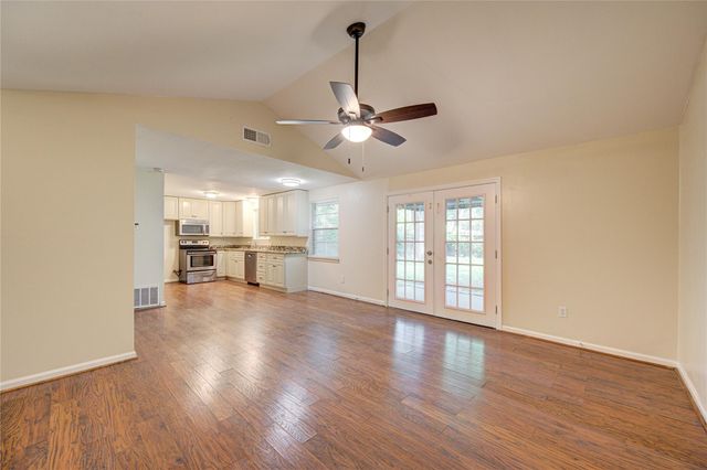 5730 Southminster Drive, Houston, TX 77035