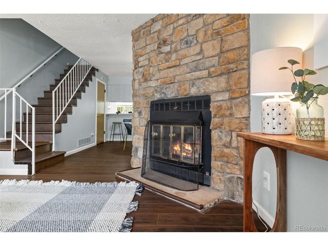 1653 S Blackhawk Way B, Aurora, CO 80012