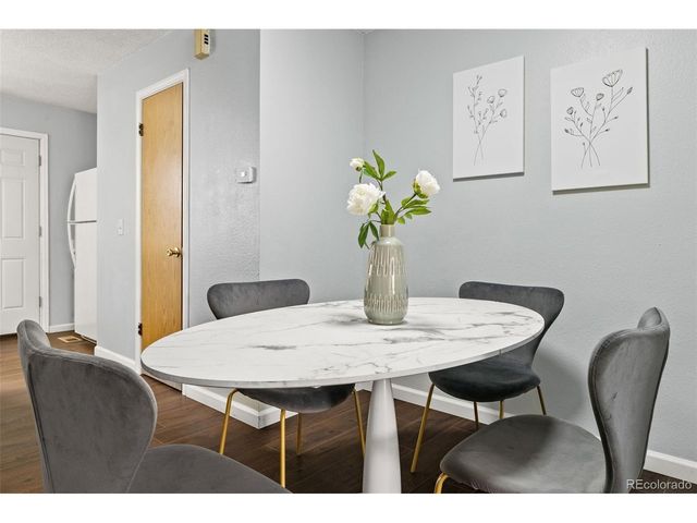 1653 S Blackhawk Way B, Aurora, CO 80012