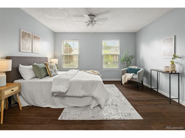 1653 S Blackhawk Way B, Aurora, CO 80012