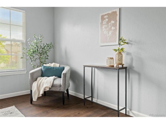 1653 S Blackhawk Way B, Aurora, CO 80012