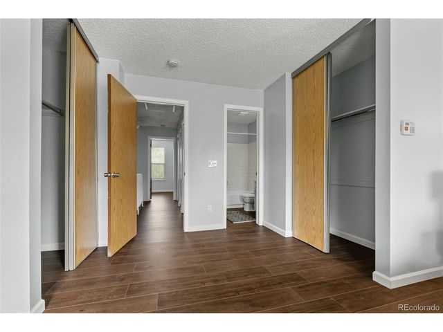 1653 S Blackhawk Way B, Aurora, CO 80012