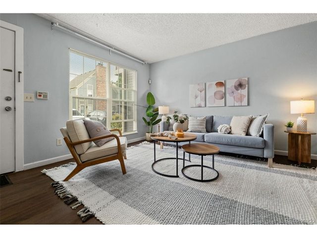 1653 S Blackhawk Way B, Aurora, CO 80012