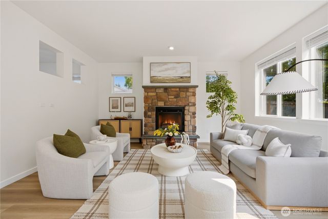 12936 NE 198th Place, Woodinville, WA 98072