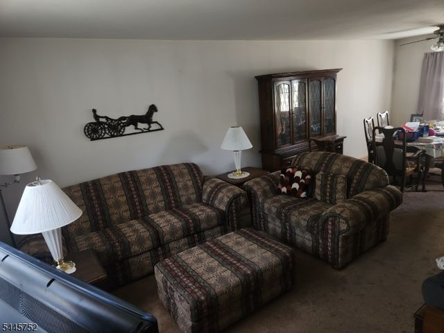 201 1St St, Middlesex Boro, NJ 08846
