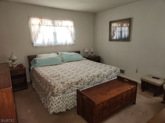201 1St St, Middlesex Boro, NJ 08846