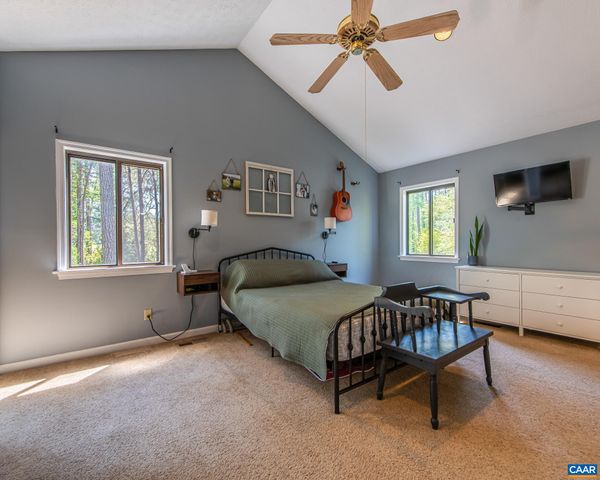 942 JEFFERSON DR, Palmyra, VA 22963