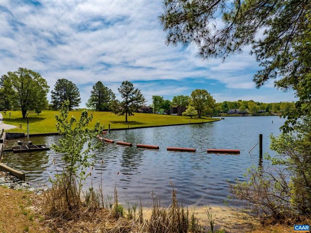 942 JEFFERSON DR, Palmyra, VA 22963
