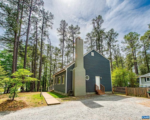 942 JEFFERSON DR, Palmyra, VA 22963