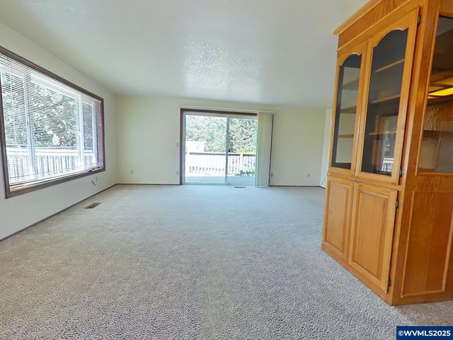3007 NW Angelica Dr, Corvallis, OR 97333