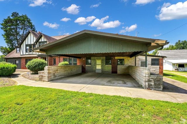 11000 Old State Road, Evansville, IN 47711