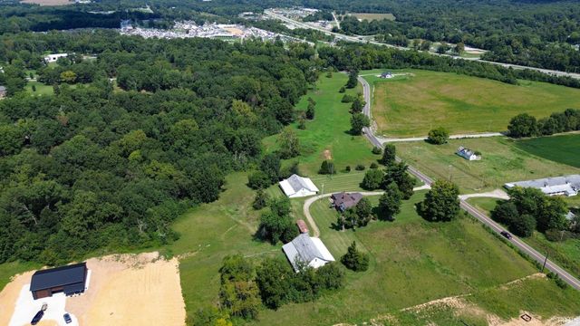 11000 Old State Road, Evansville, IN 47711