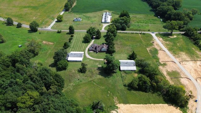 11000 Old State Road, Evansville, IN 47711