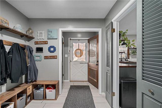 8329 WILLOW Way, Raytown, MO 64138