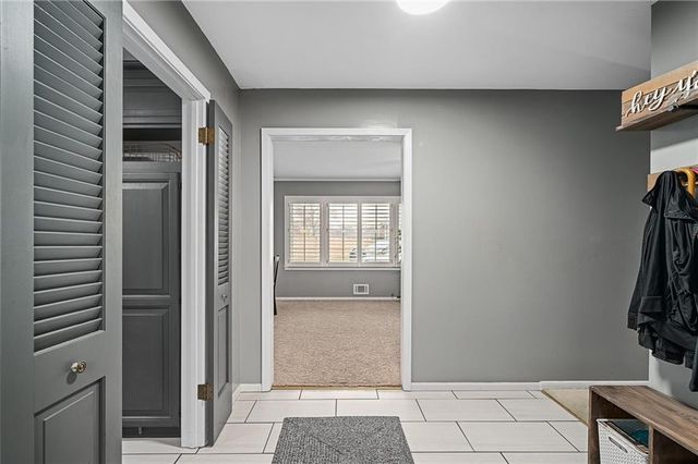 8329 WILLOW Way, Raytown, MO 64138