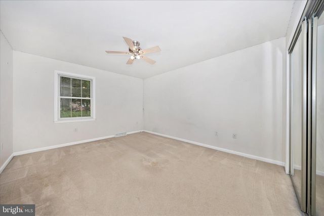 235 MONTCLAIR CT, Hagerstown, MD 21742